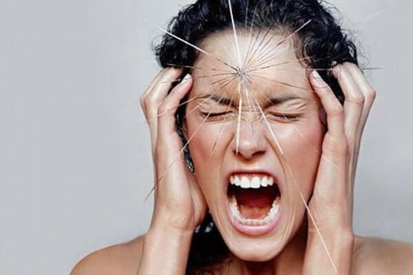 Làm gì khi bị đau đầu dữ dội? 1 Dau Dau Cac Dau Hieu Canh Bao Nguy Hiem 6